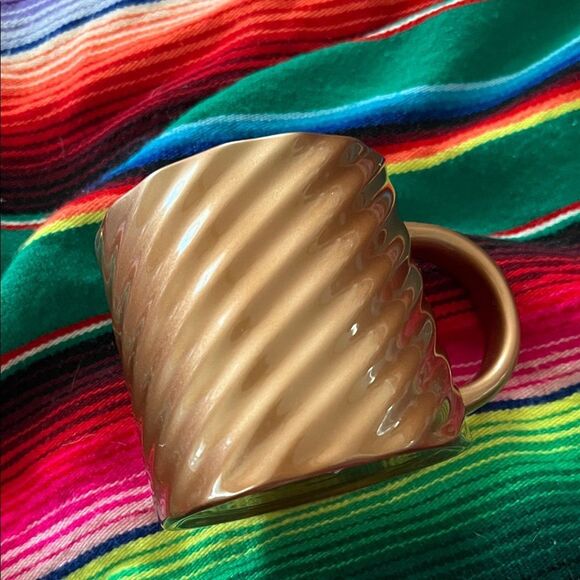 2024 14 oz Mug Starbucks Diagonal Twist Bronze Glitter Gold & Black - Picture 2 of 4